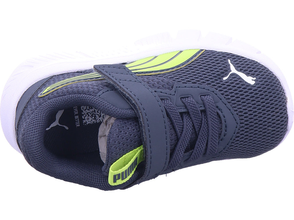 Chlapecká sportovní bota Puma Flexfocus Modern Ac v šedé barvě