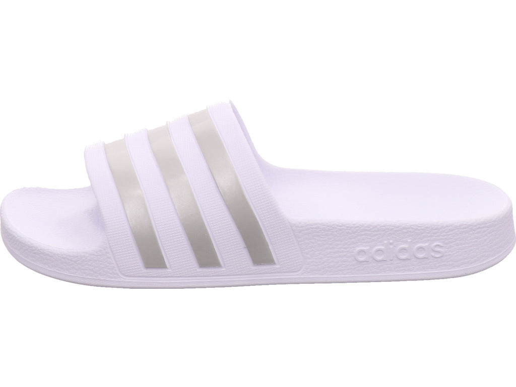 Dámské pantofle Adidas v bílé barvě