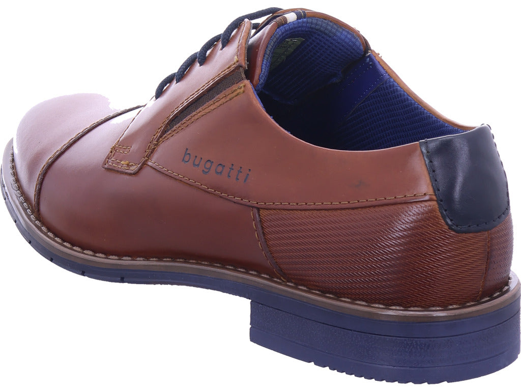 Pánské nízké boty Bugatti v hnědé barvě