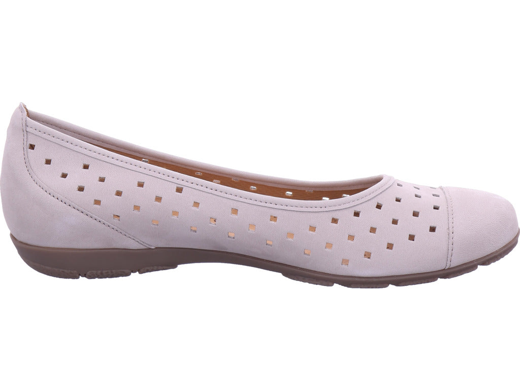 Gabor women's ballerina shoes in beige