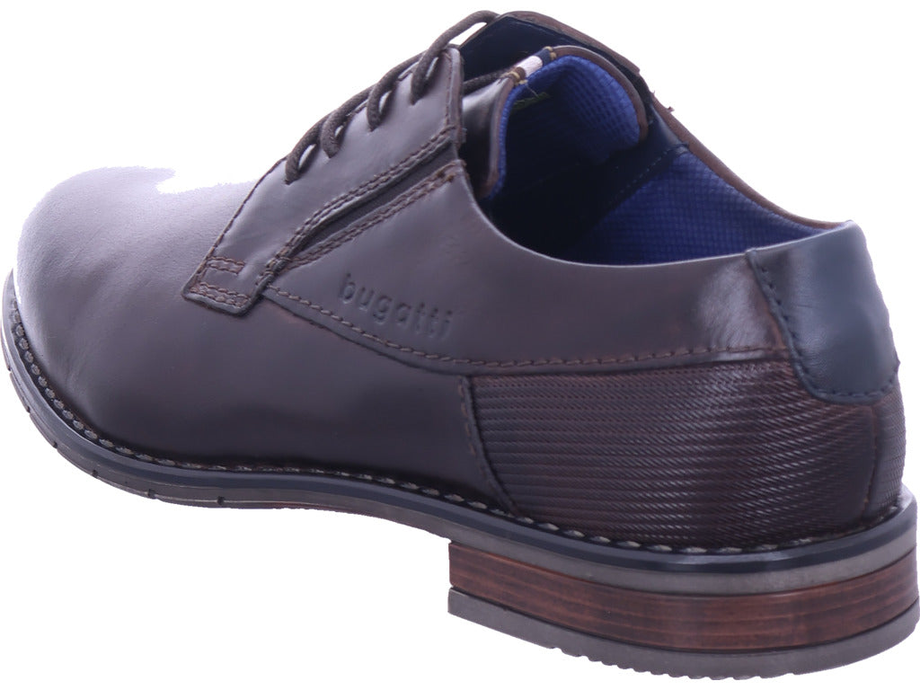 Pánské nízké boty Bugatti v hnědé barvě