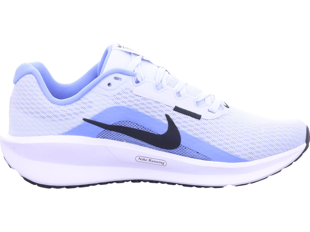 Nike Damen   in grau