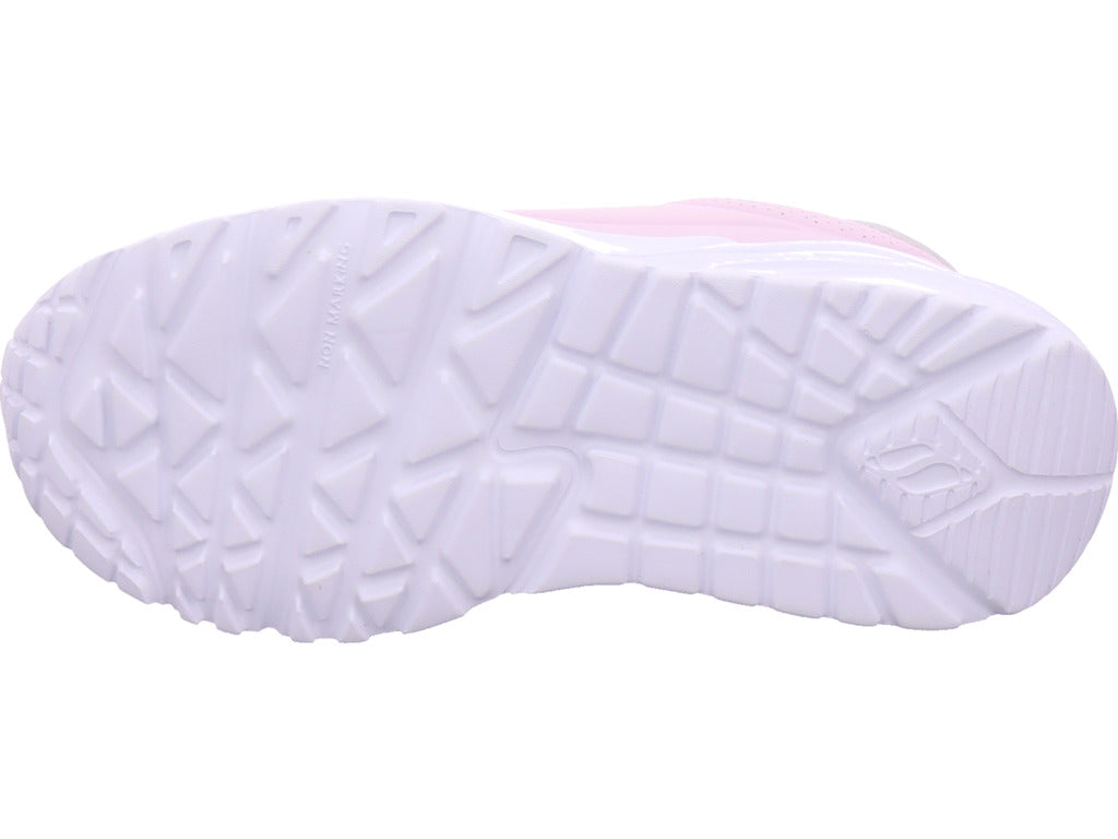 Dívčí tenisky SKECHERS zdarma