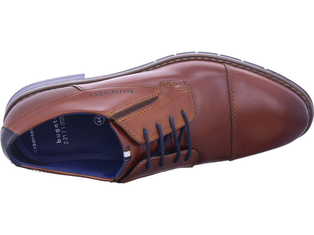 Pánské nízké boty Bugatti v hnědé barvě